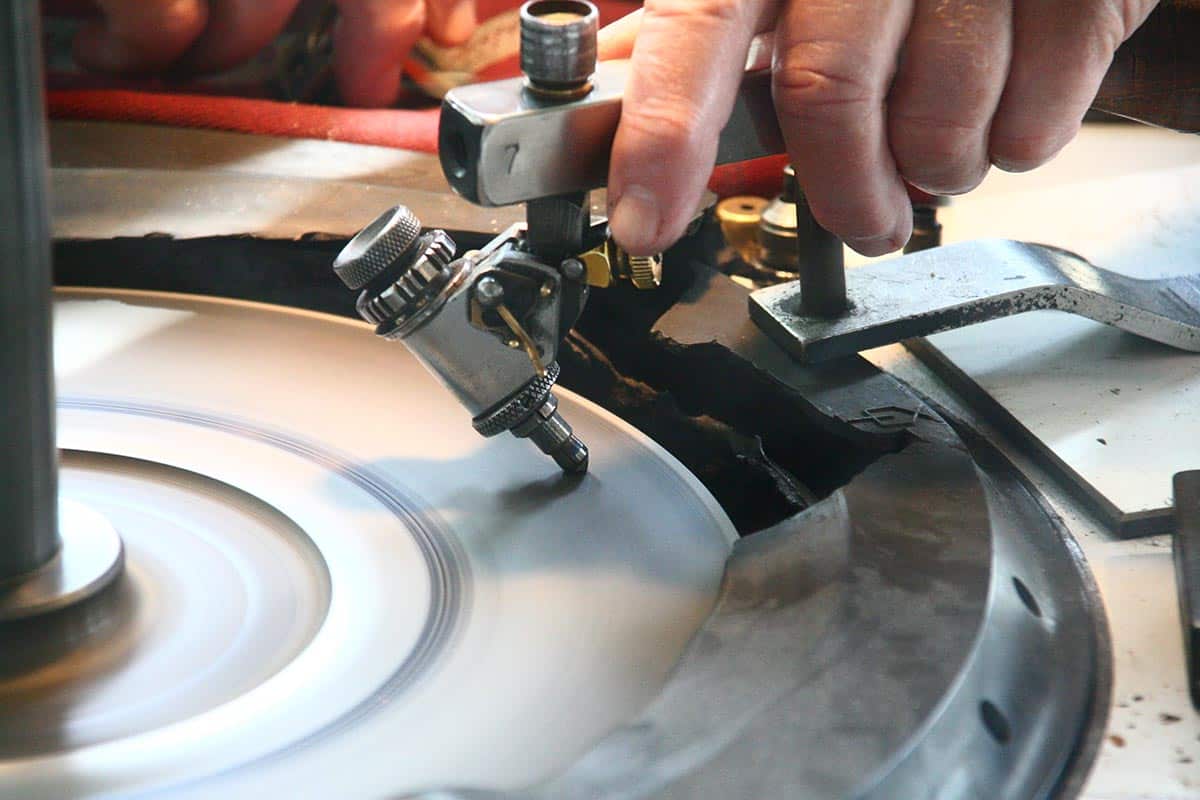 estetica-e-precisione-fusione-acciaio-inox